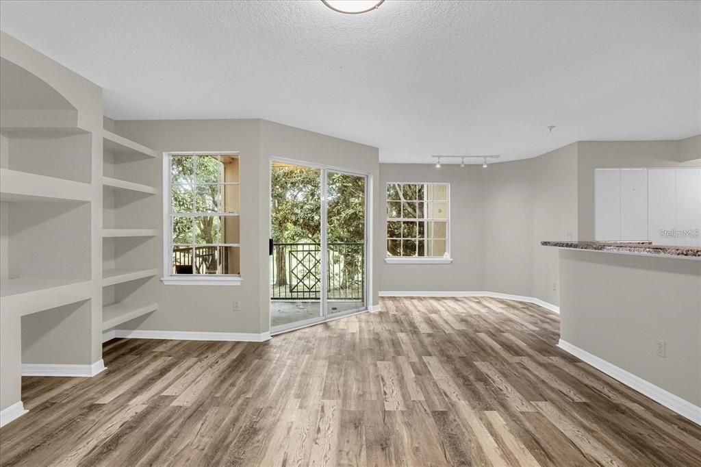 待售: $174,990 (2 贝兹, 2 浴室, 1133 平方英尺)