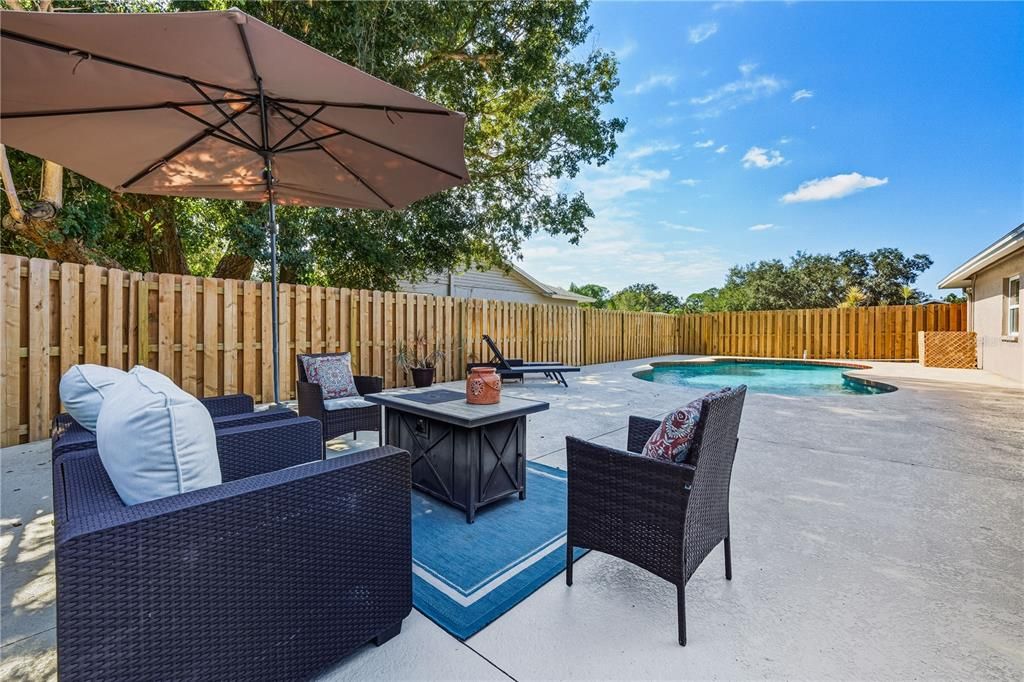 For Sale: $510,000 (4 beds, 2 baths, 1662 Square Feet)