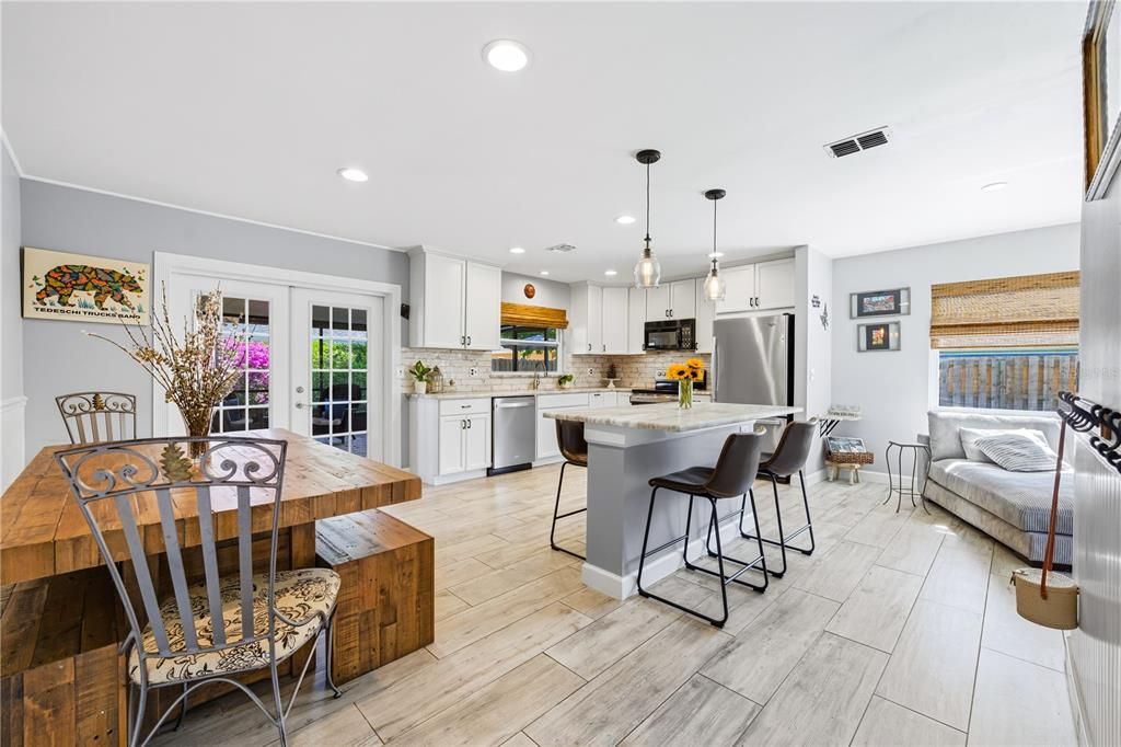 For Sale: $510,000 (4 beds, 2 baths, 1662 Square Feet)