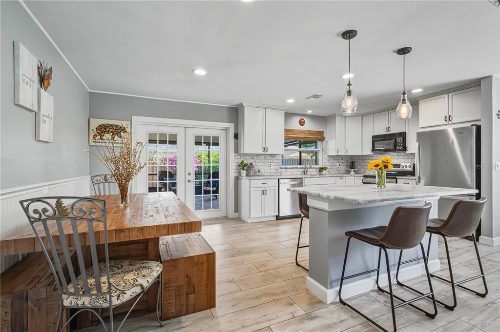 For Sale: $510,000 (4 beds, 2 baths, 1662 Square Feet)