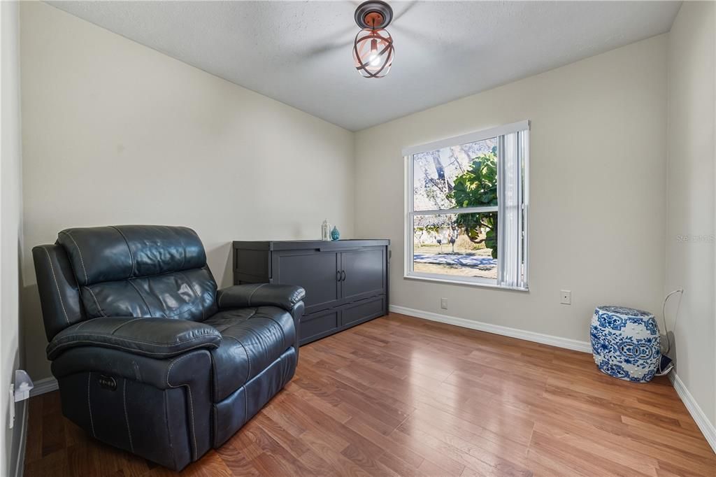 For Sale: $510,000 (4 beds, 2 baths, 1662 Square Feet)