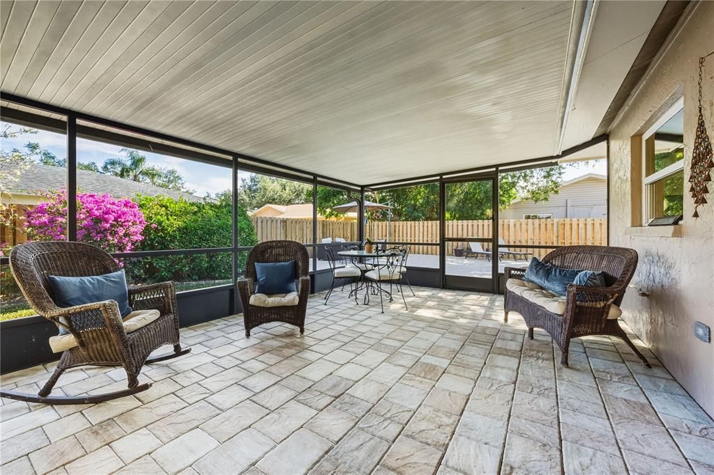 For Sale: $510,000 (4 beds, 2 baths, 1662 Square Feet)