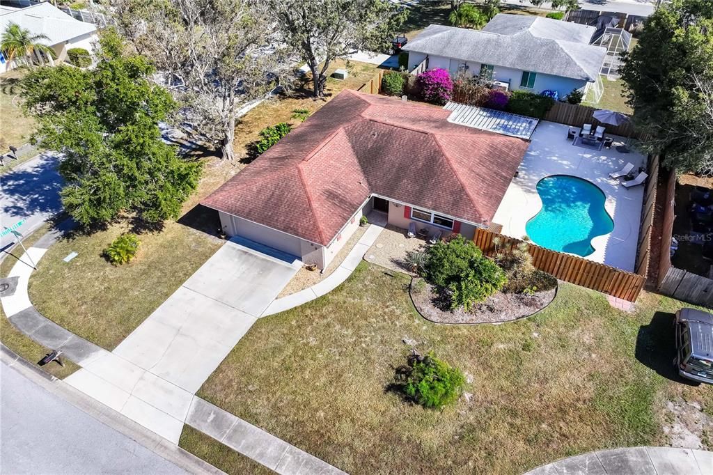 For Sale: $510,000 (4 beds, 2 baths, 1662 Square Feet)