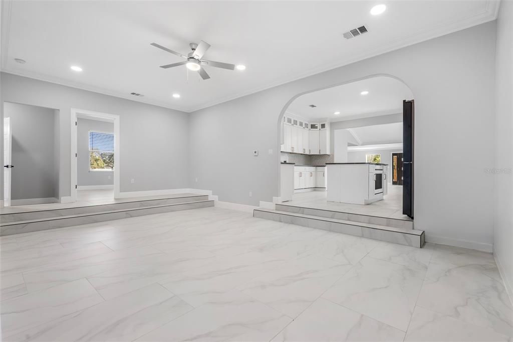 For Sale: $890,000 (4 beds, 2 baths, 1972 Square Feet)