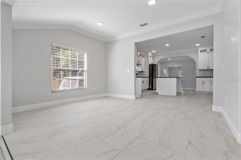 For Sale: $890,000 (4 beds, 2 baths, 1972 Square Feet)