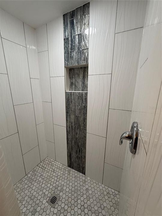 For Rent: $1,850 (3 beds, 2 baths, 1045 Square Feet)