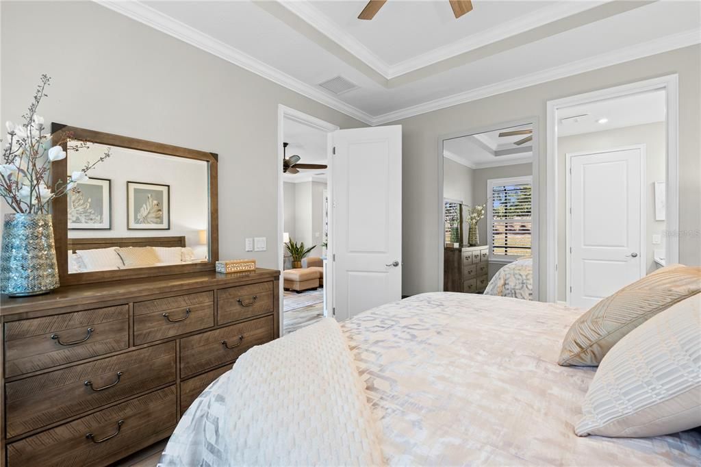 For Sale: $529,900 (2 beds, 2 baths, 1558 Square Feet)