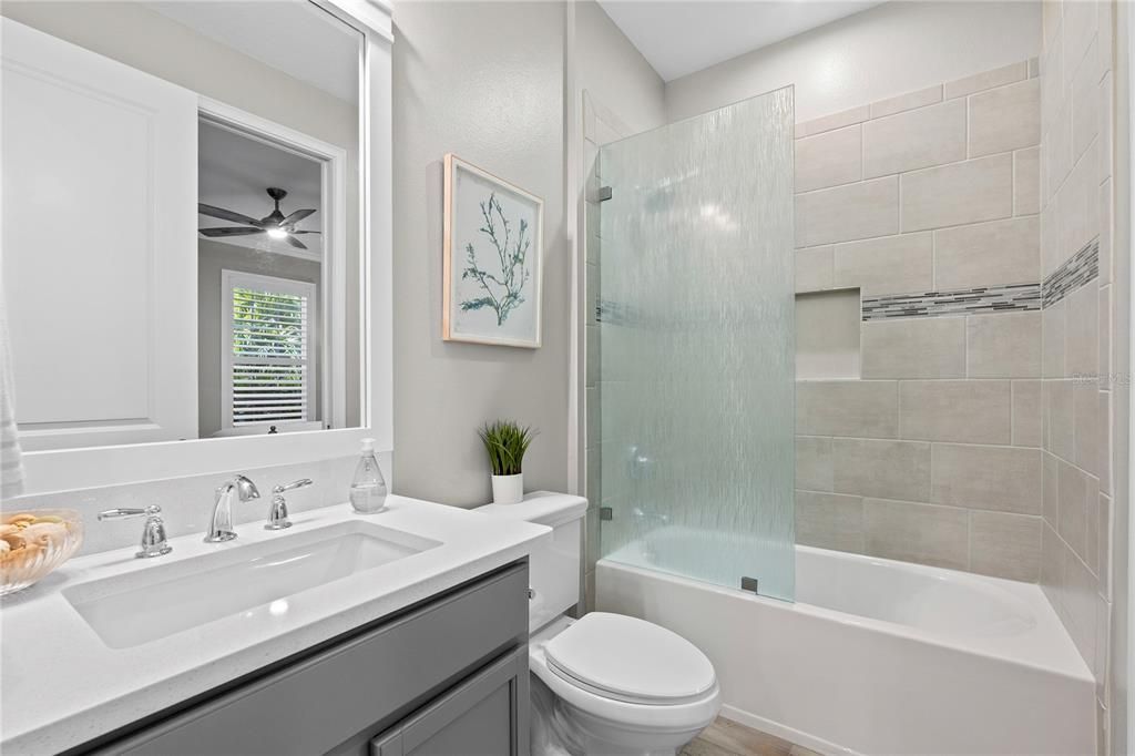 For Sale: $529,900 (2 beds, 2 baths, 1558 Square Feet)