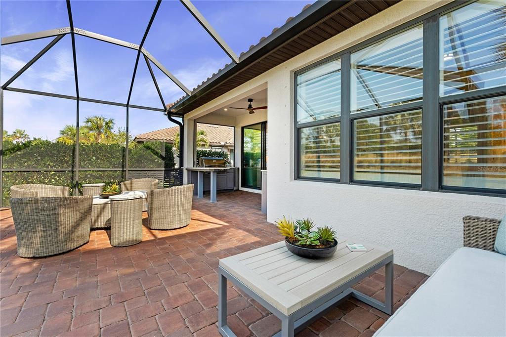 For Sale: $529,900 (2 beds, 2 baths, 1558 Square Feet)