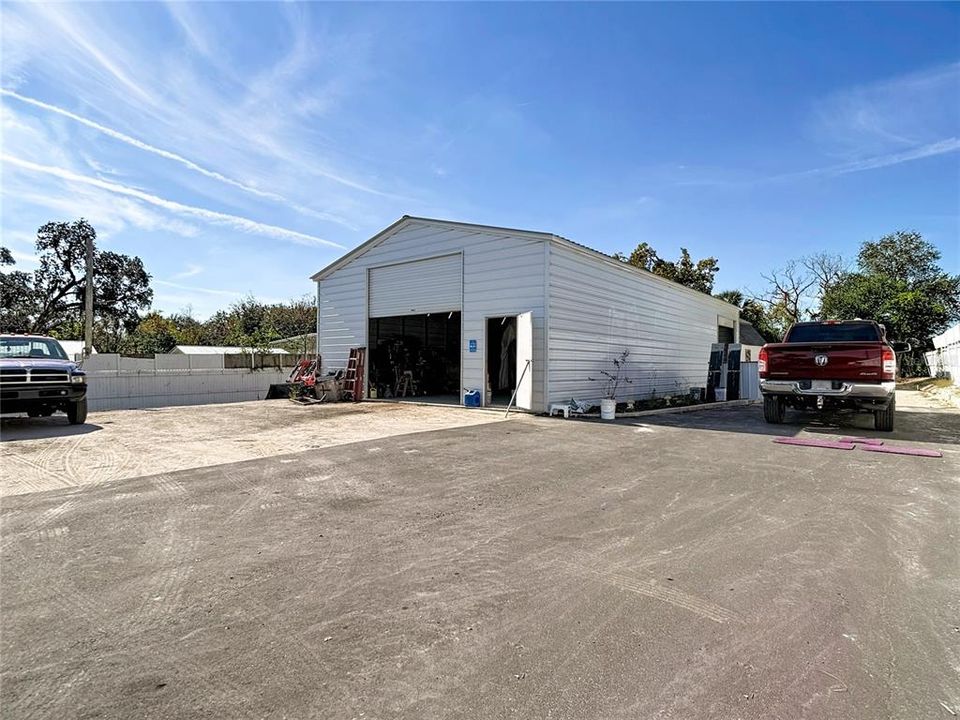 На продажу: $439,500 (3 спален, 2 ванн, 2040 Квадратных фут)