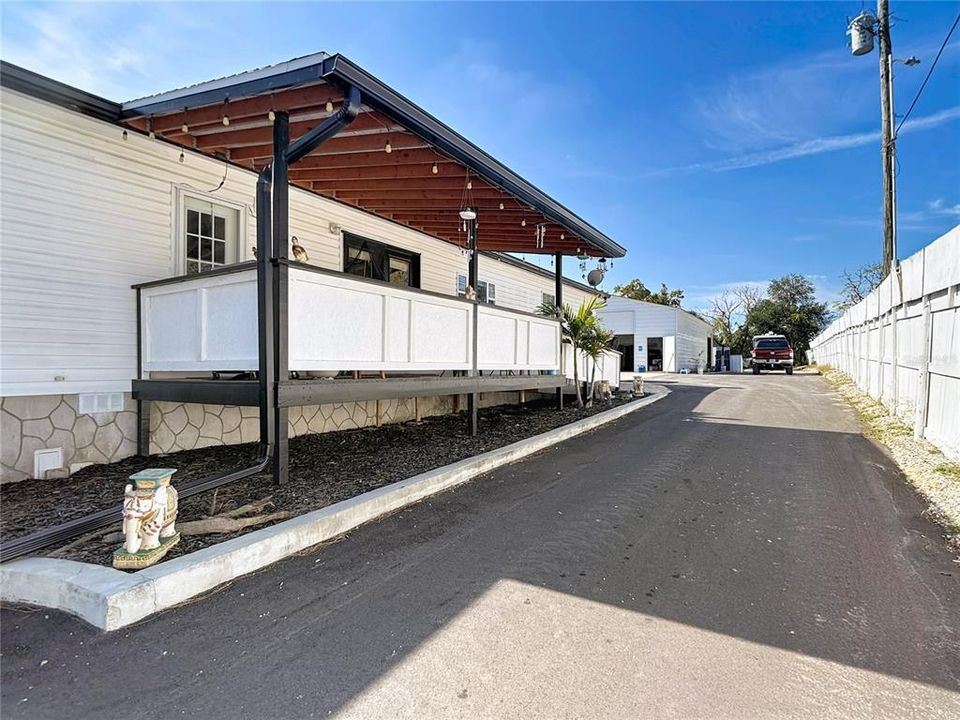 На продажу: $439,500 (3 спален, 2 ванн, 2040 Квадратных фут)