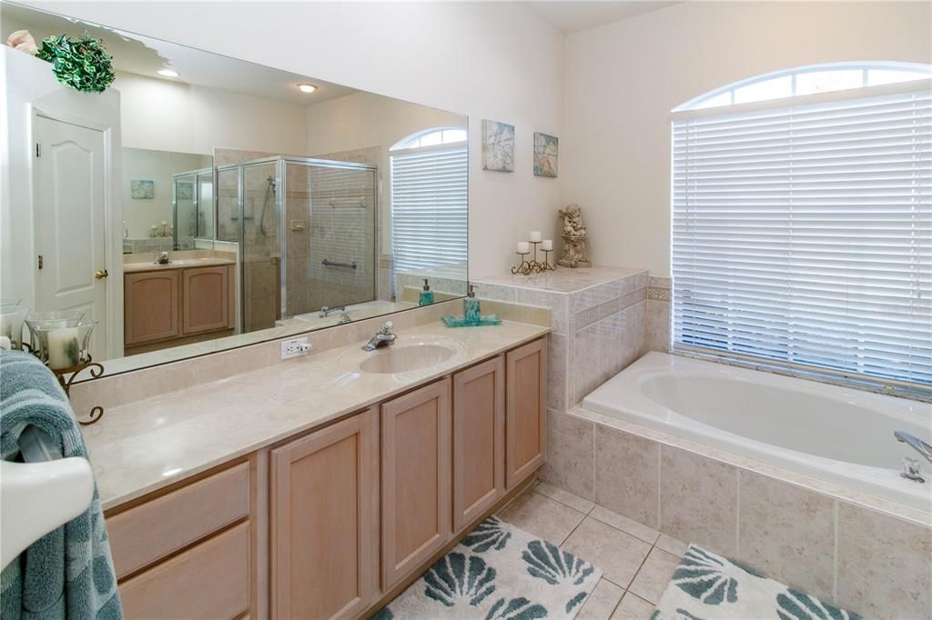 На продажу: $455,000 (3 спален, 3 ванн, 2230 Квадратных фут)