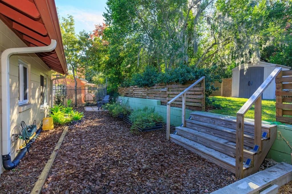 For Sale: $440,000 (3 beds, 2 baths, 1551 Square Feet)