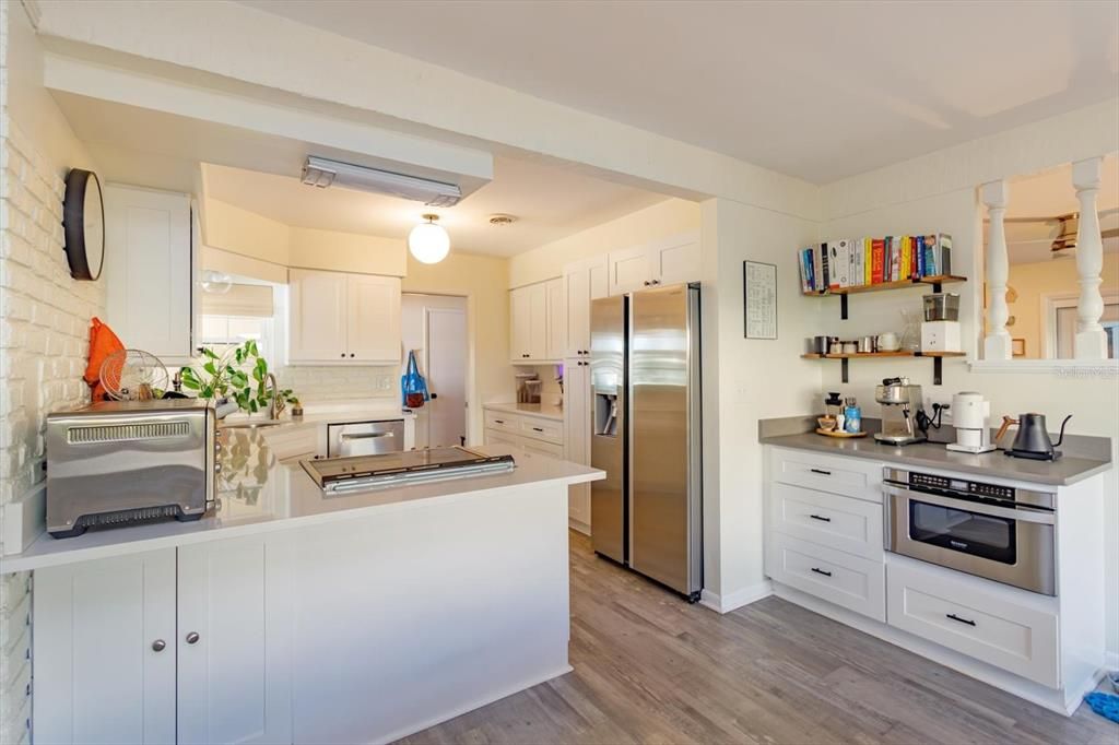 For Sale: $440,000 (3 beds, 2 baths, 1551 Square Feet)