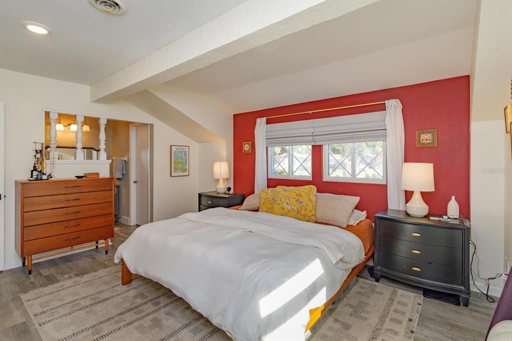 For Sale: $440,000 (3 beds, 2 baths, 1551 Square Feet)