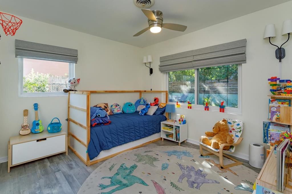 For Sale: $440,000 (3 beds, 2 baths, 1551 Square Feet)