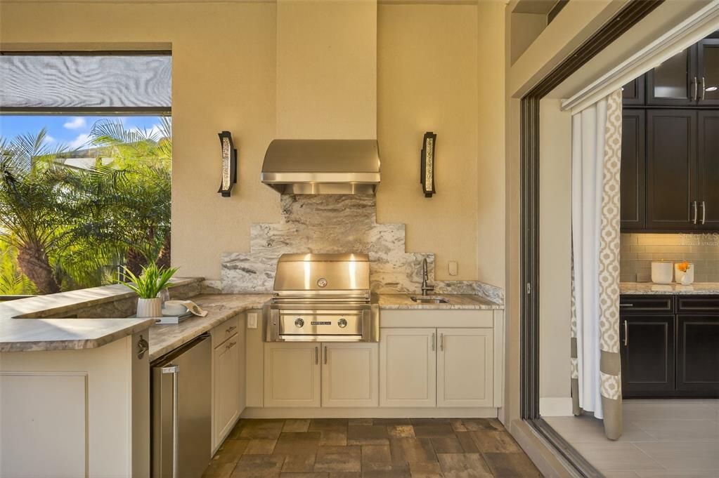 En Venta: $1,475,000 (3 camas, 3 baños, 2819 Pies cuadrados)