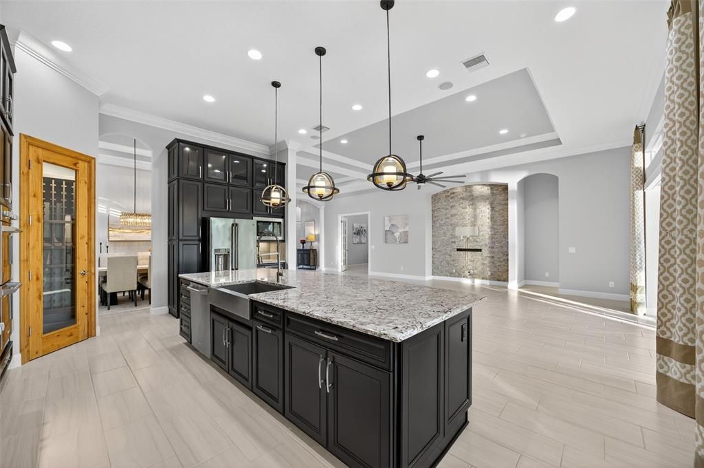 En Venta: $1,475,000 (3 camas, 3 baños, 2819 Pies cuadrados)