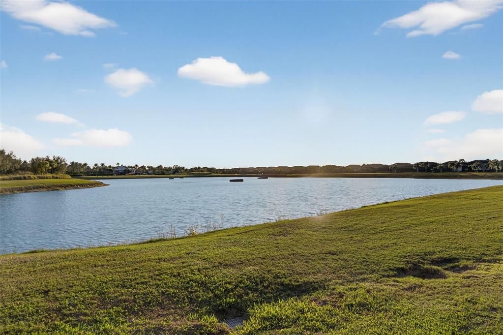 En Venta: $1,475,000 (3 camas, 3 baños, 2819 Pies cuadrados)