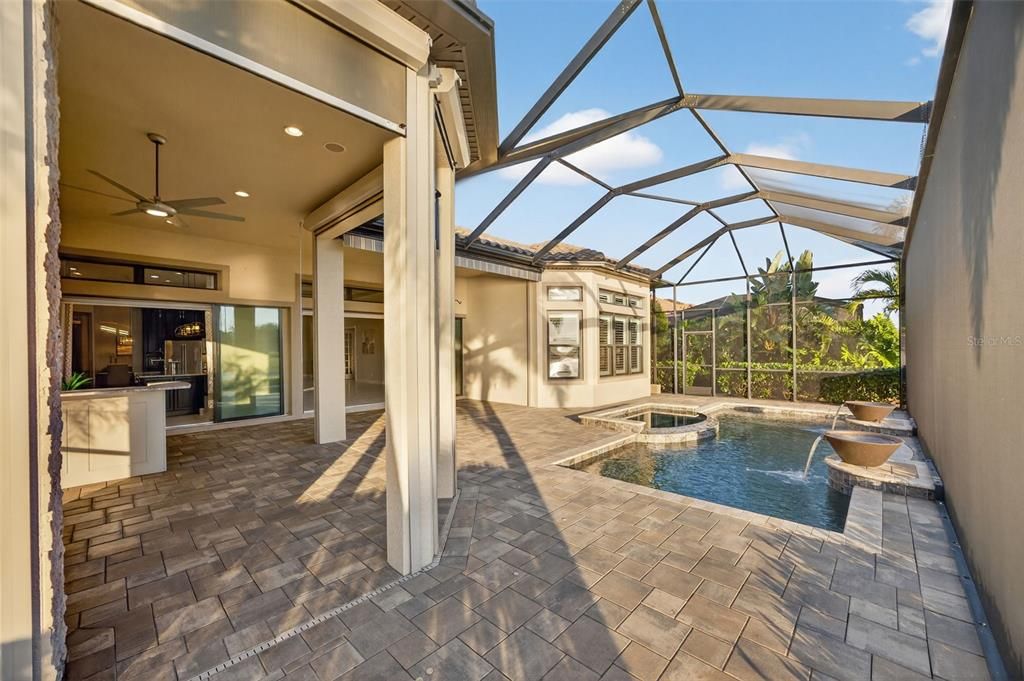 En Venta: $1,475,000 (3 camas, 3 baños, 2819 Pies cuadrados)