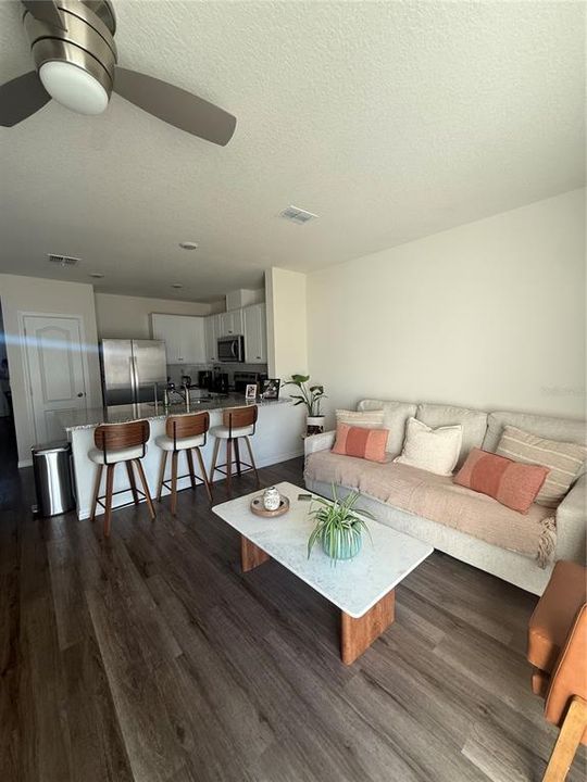 В аренду: $1,950 (3 спален, 2 ванн, 1488 Квадратных фут)