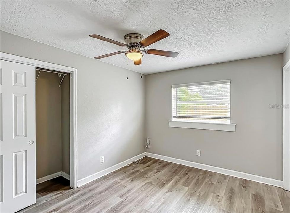 For Rent: $2,300 (3 beds, 2 baths, 1464 Square Feet)