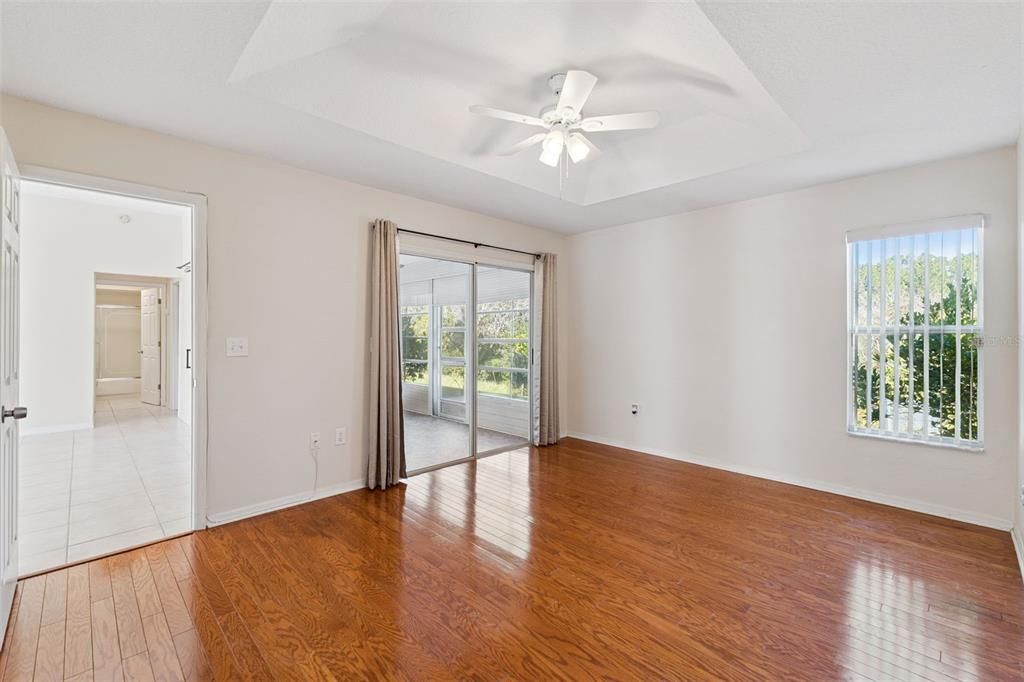 For Sale: $295,000 (2 beds, 2 baths, 1421 Square Feet)