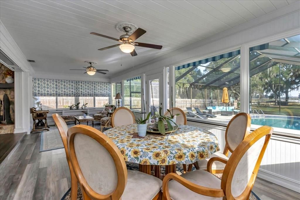 待售: $765,000 (3 贝兹, 3 浴室, 2713 平方英尺)