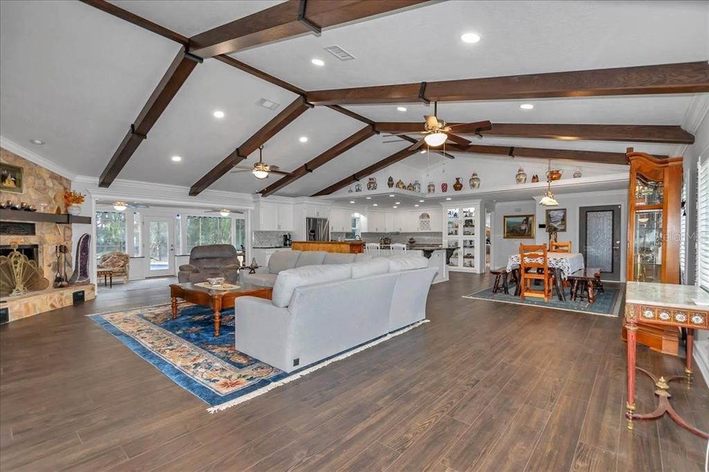 待售: $765,000 (3 贝兹, 3 浴室, 2713 平方英尺)