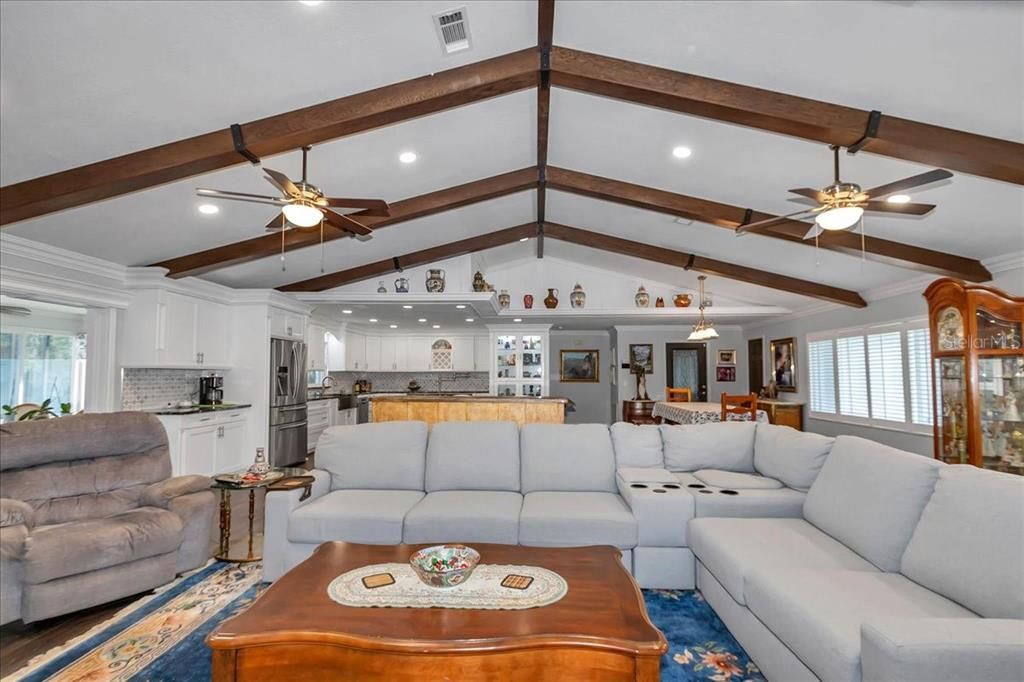 待售: $765,000 (3 贝兹, 3 浴室, 2713 平方英尺)