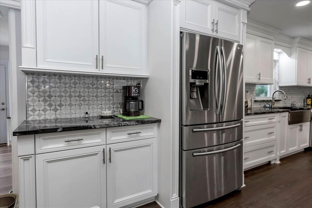 待售: $765,000 (3 贝兹, 3 浴室, 2713 平方英尺)