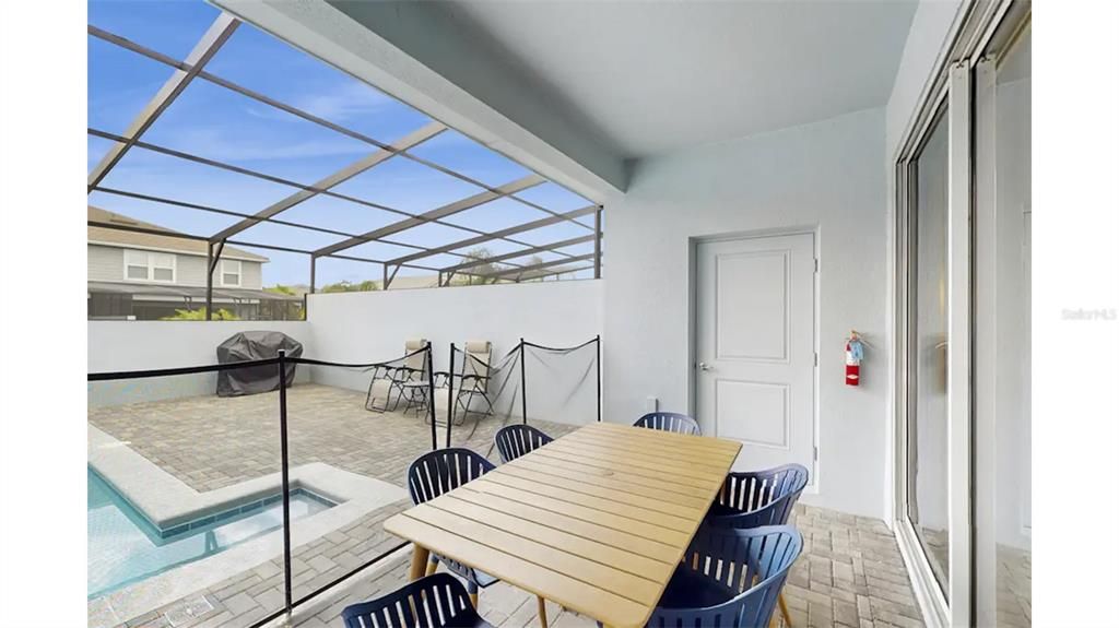 待售: $459,000 (5 贝兹, 4 浴室, 2281 平方英尺)