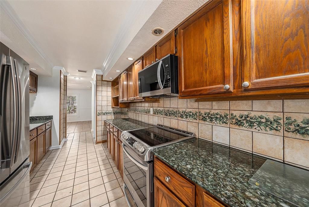 待售: $695,000 (4 贝兹, 3 浴室, 2976 平方英尺)