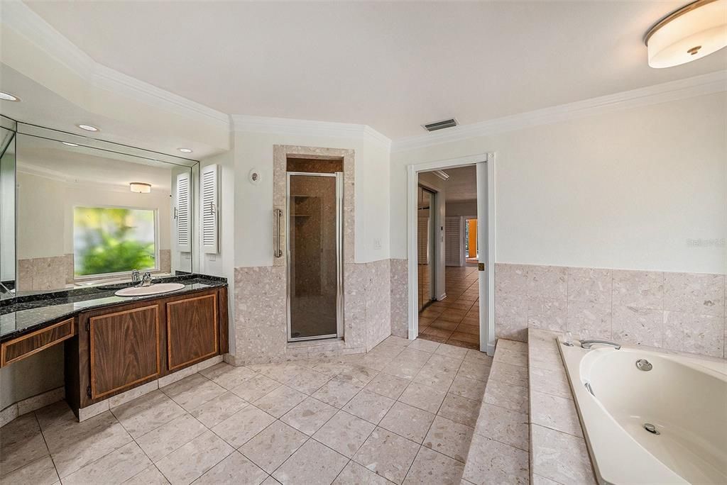 待售: $695,000 (4 贝兹, 3 浴室, 2976 平方英尺)