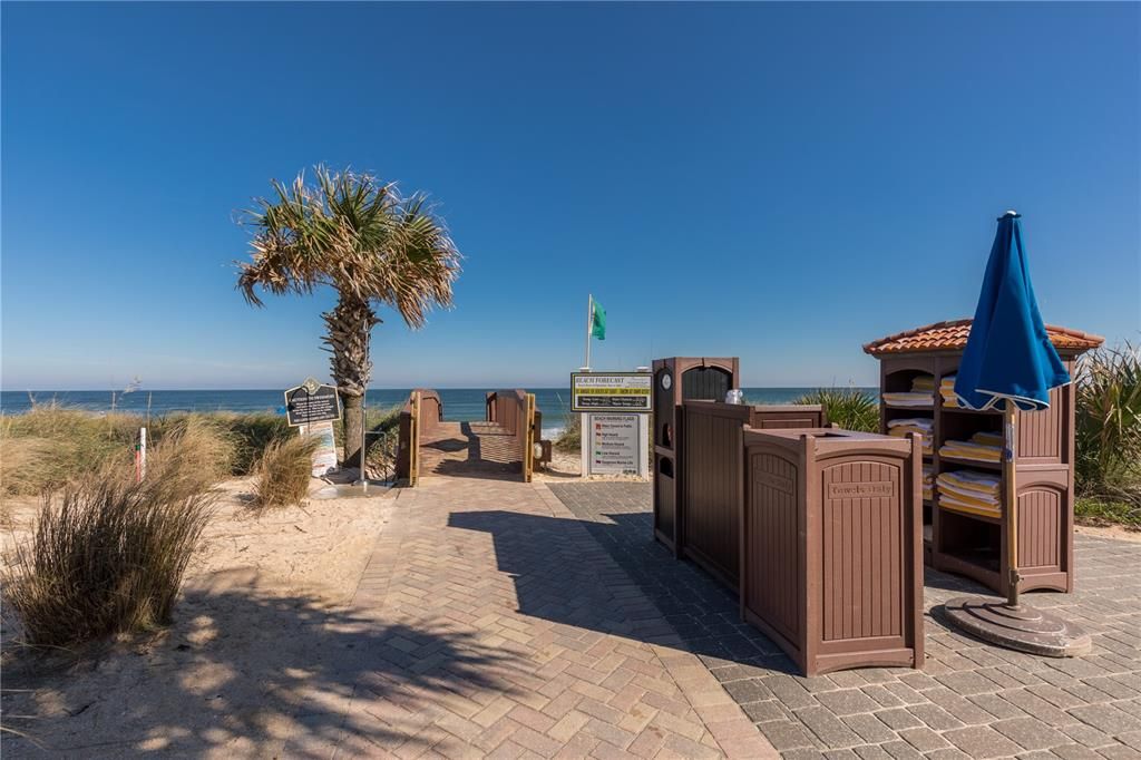 For Sale: $745,000 (3 beds, 3 baths, 1435 Square Feet)