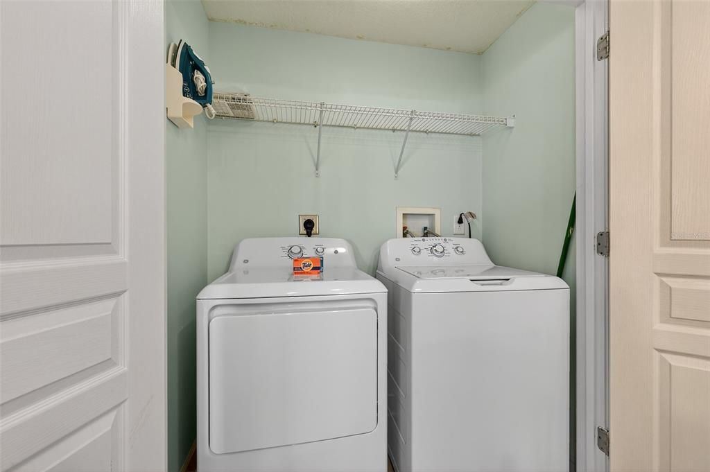 For Sale: $745,000 (3 beds, 3 baths, 1435 Square Feet)