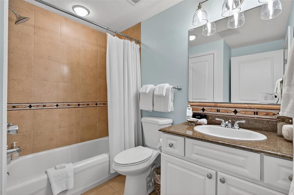 For Sale: $745,000 (3 beds, 3 baths, 1435 Square Feet)