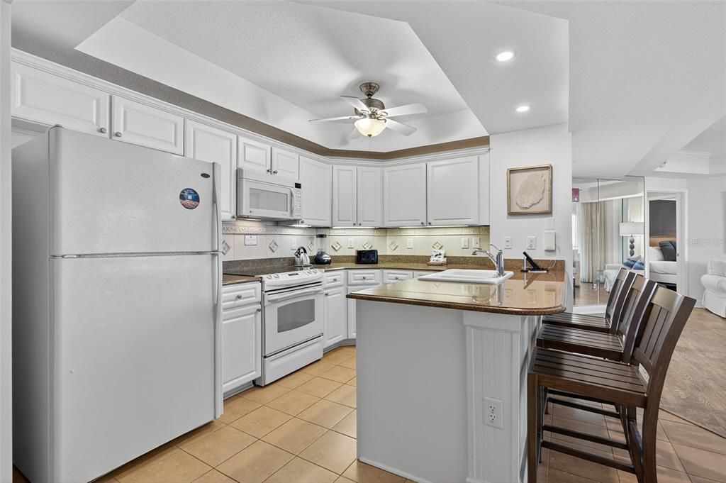 For Sale: $745,000 (3 beds, 3 baths, 1435 Square Feet)