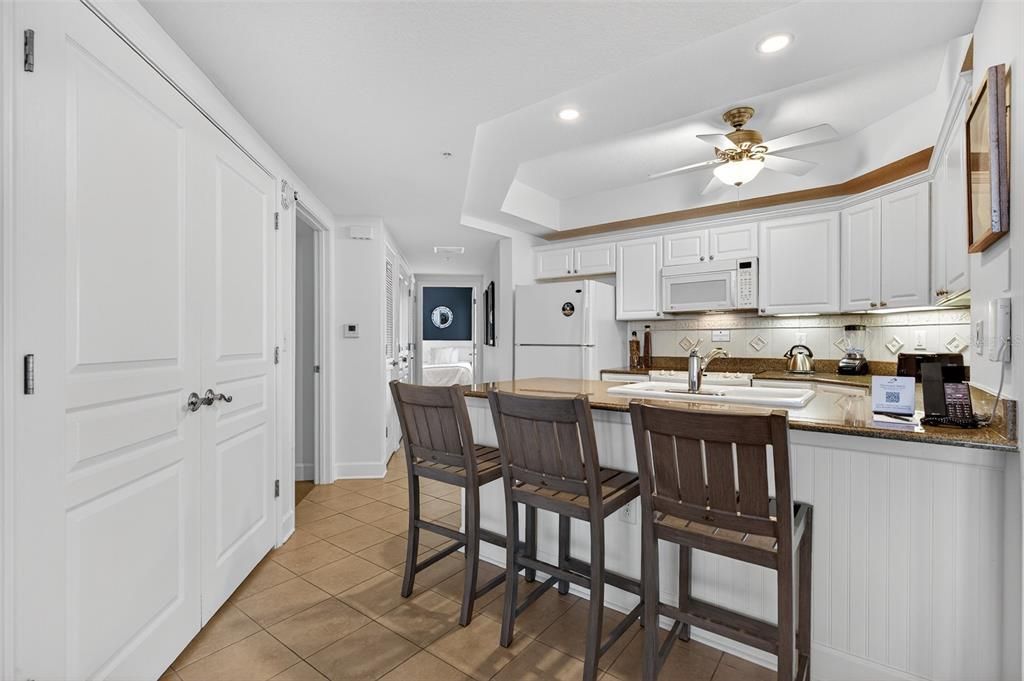 For Sale: $745,000 (3 beds, 3 baths, 1435 Square Feet)