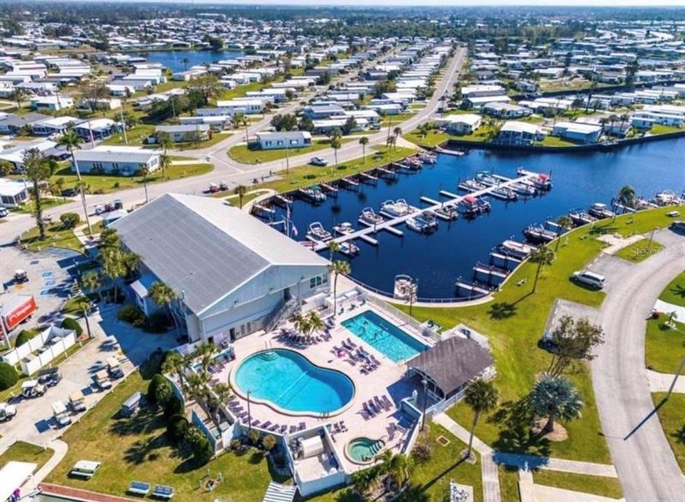 待售: $99,500 (2 贝兹, 1 浴室, 994 平方英尺)