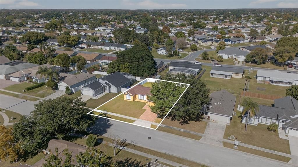 For Sale: $359,900 (3 beds, 2 baths, 1484 Square Feet)