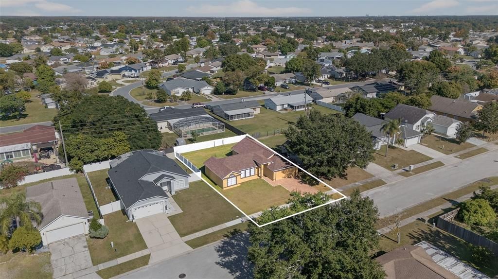 For Sale: $359,900 (3 beds, 2 baths, 1484 Square Feet)