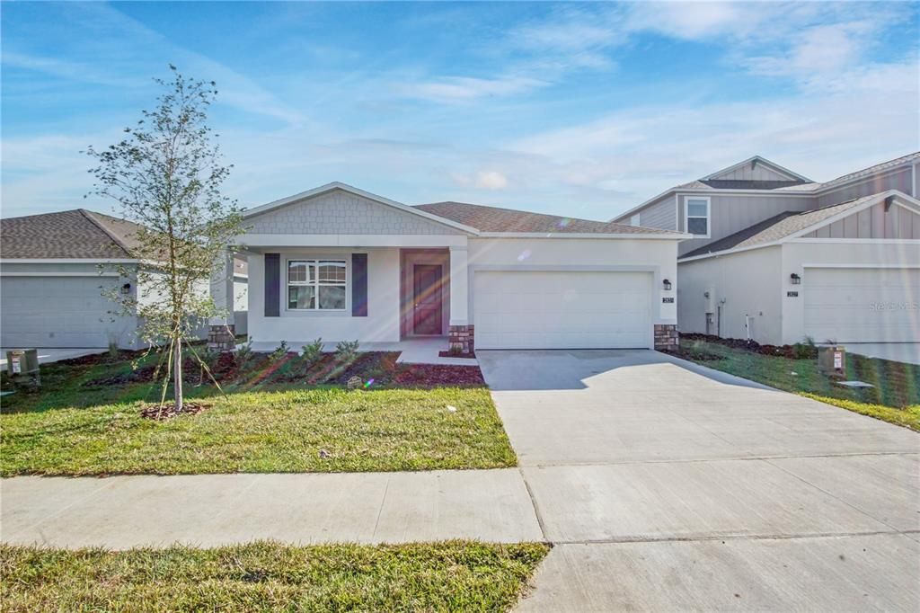 Activo con contrato: $1,650 (3 camas, 2 baños, 1650 Pies cuadrados)