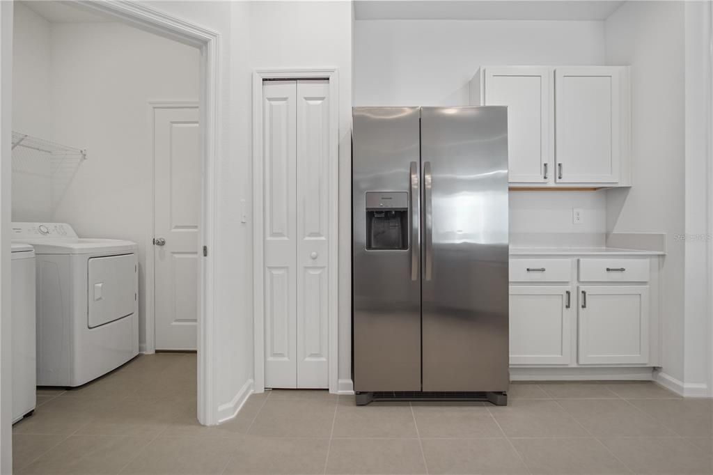 Activo con contrato: $1,650 (3 camas, 2 baños, 1650 Pies cuadrados)