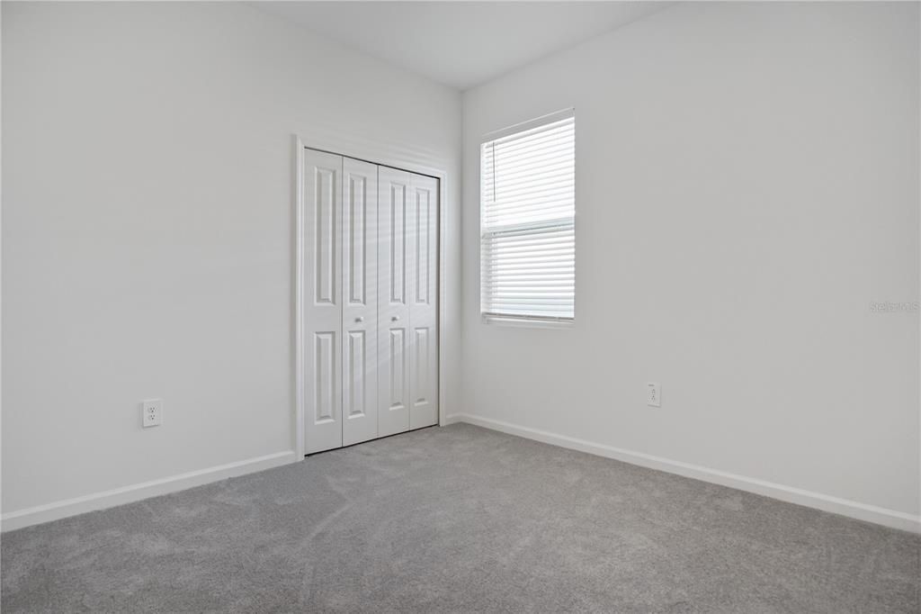 Activo con contrato: $1,650 (3 camas, 2 baños, 1650 Pies cuadrados)