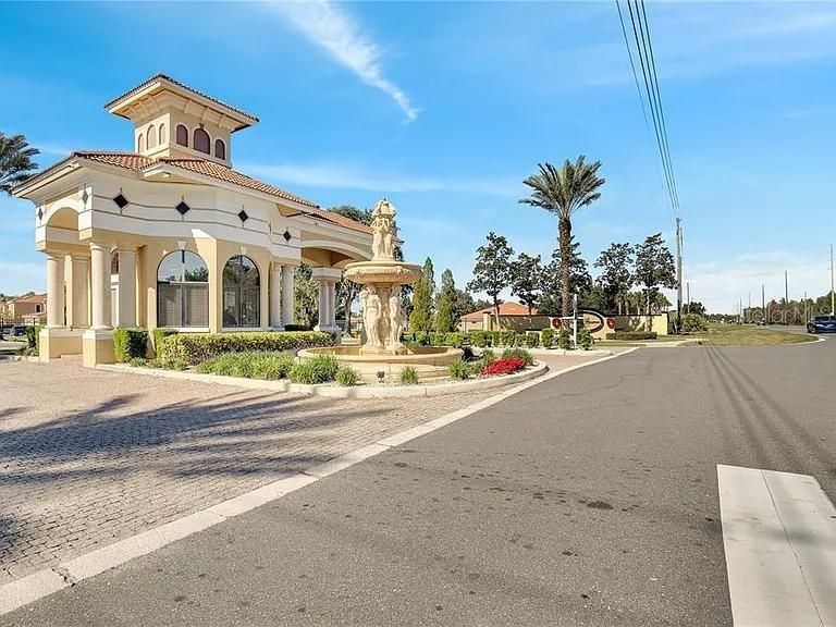 出租: $1,600 (2 贝兹, 2 浴室, 1056 平方英尺)