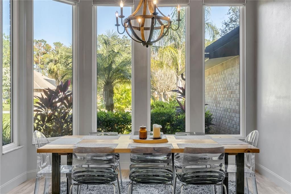 En Venta: $695,000 (4 camas, 3 baños, 2652 Pies cuadrados)