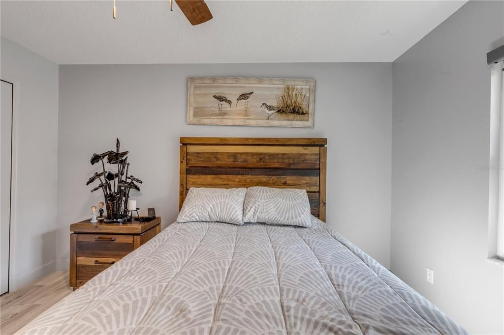 En Venta: $695,000 (4 camas, 3 baños, 2652 Pies cuadrados)