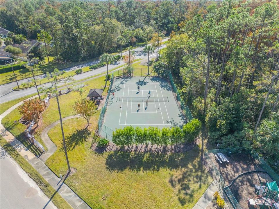 En Venta: $695,000 (4 camas, 3 baños, 2652 Pies cuadrados)