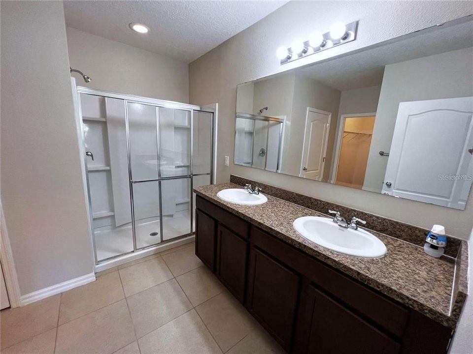 待售: $415,000 (4 贝兹, 2 浴室, 1848 平方英尺)